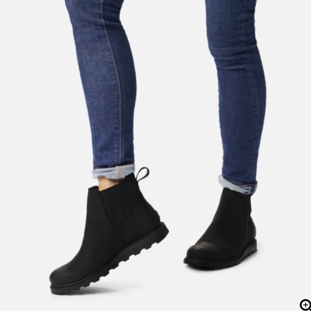 Sorel Chelsea boots